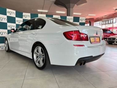 15453BMW520i017-th.jpg