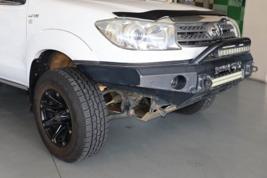 16595ToyotaFortuner003-th.jpg