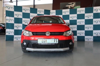 16741VolkswagenPoloVivo002-th.jpg