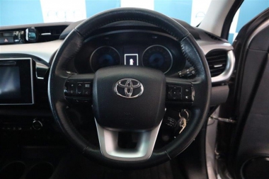 16754ToyotaHuluxGD010-th.jpg