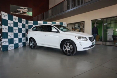 2015 Volvo XC60 D5 (158 kW) Excel Geartronic AWD - ABS, AIRCON, CLIMATE CONTROL, ELECTRIC WINDOWS, LEATHER SEATS, PARK DISTANCE CONTROL, TOWBAR, XENON LIGHTS, AIRBAGS, ALARM, CRUISE CONTROL, FULL-SERVICE RECORD, RADIO, BLUETOOTH, USB, AUX, CD. Finance available, trade-ins welcome, Rental, T&C'S apply!!!
