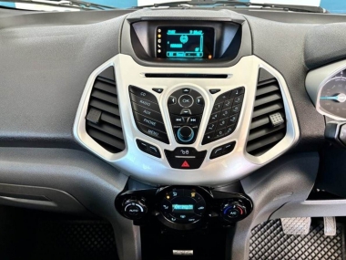 16934RenaultCapturDynamic011-th.jpg