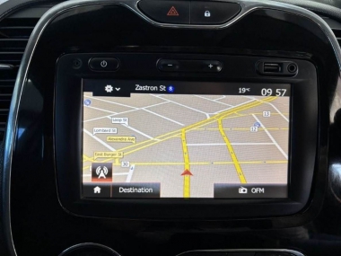 16934RenaultCapturDynamic012-1-th.jpg