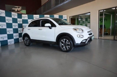 2017 Fiat 500X 1.4T Cross - ABS, AIRCON, ELECTRIC WINDOWS, PARK DISTANCE CONTROL, TOWBAR, AIRBAGS, ALARM, CRUISE CONTROL, PARTIAL-SERVICE RECORD, RADIO, BLUETOOTH, USB, AUX, SPARE KEYS. Finance available, trade-ins welcome, Rental, T&C'S apply!!!
