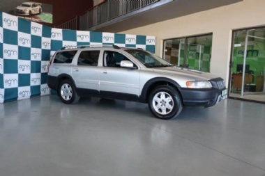 2006 Volvo XC70 Auto - ABS, AIRCON, ELECTRIC WINDOWS, LEATHER SEATS, PARK DISTANCE CONTROL, TOWBAR, SUNROOF, AIRBAGS, ALARM, CRUISE CONTROL, HEATED SEATS, PARTIAL-SERVICE RECORD, RADIO, CD. Finance available, trade-ins welcome, Rental, T&C'S apply!!!