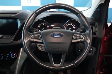 17072FordKuga010-th.jpg