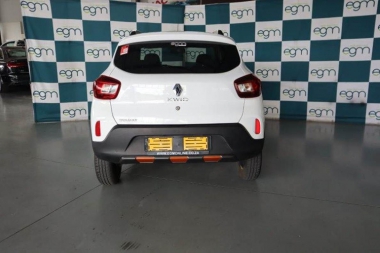 17101RenaultKwid017-th.jpg