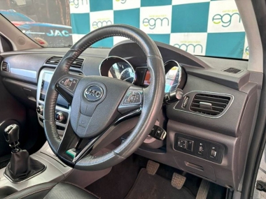 17123JAC009-th.jpg