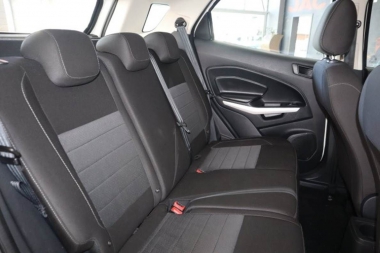 17192FordEcoSport007-th.jpg