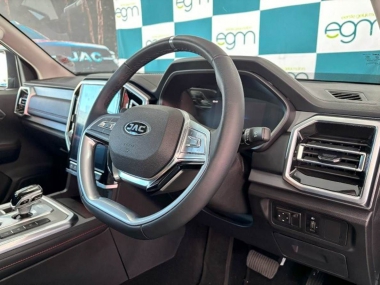 17226JAC009-th.jpg