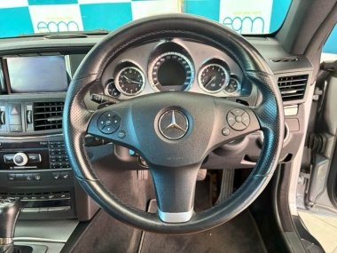 17244MercedesBenz011-th.jpg