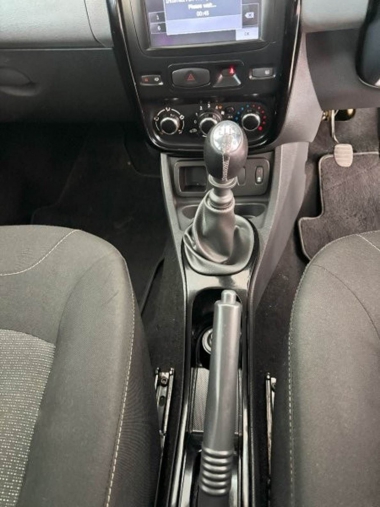 17254RenaultDuster012-th.jpg