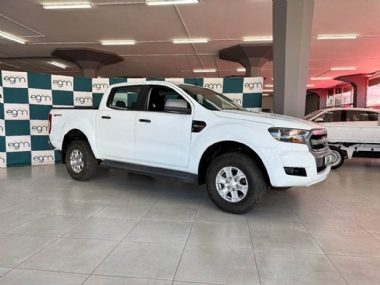 2016 Ford Ranger VII 2.2 TDCi XL Pick Up Double Cab 4x2 - ABS, AIRCON, ELECTRIC WINDOWS, PARK DISTANCE CONTROL, REVERSE CAMERA, TOWBAR, AIRBAGS, ALARM, CRUISE CONTROL, PARTIAL-SERVICE RECORD, RADIO, BLUETOOTH, USB, AUX, CD. Finance available, trade-ins welcome, T&C'S apply!!!