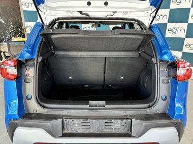 17291NissanMagnite016-th.jpg