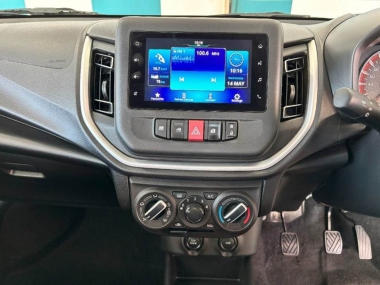 17304ToyotaVitz011-th.jpg