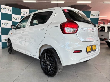 17304ToyotaVitz016-th.jpg
