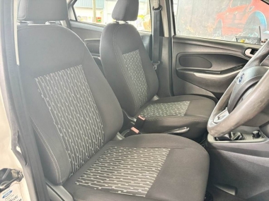 17308FordFigo006-th.jpg