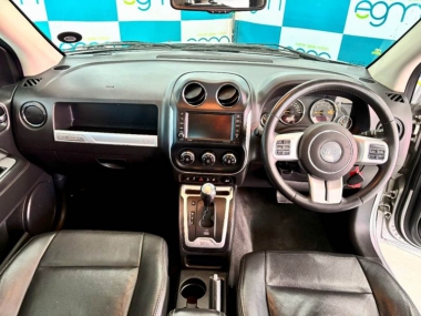 17339JeepCompass008-th.jpg