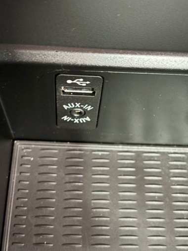 17343BMWx3xDrive012-th.jpg
