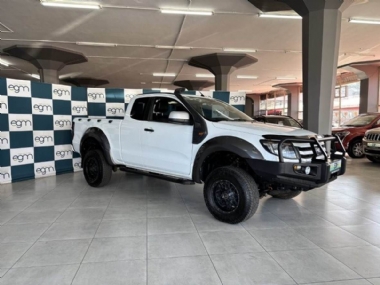 2013 Ford Ranger V 3.2 TDCi XLS Super Cab 4X4 Auto  - ABS,AIRCON,ELECTRIC WINDOWS,LEATHER SEATS,TOWBAR,AIRBAGS,ALARM,PARTIAL-SERVICE RECORD,RADIO,USB,AUX,CD,SPARE KEYS. Finance available, Trade-ins welcome, Delivery country wide, T&C'S apply!!!