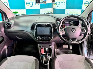 17370RenaultCaptur008-th.jpg