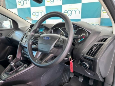 17371FordFocusEcoBoost008-th.jpg