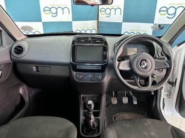 17409RenaultKwidExpression008-th.jpg