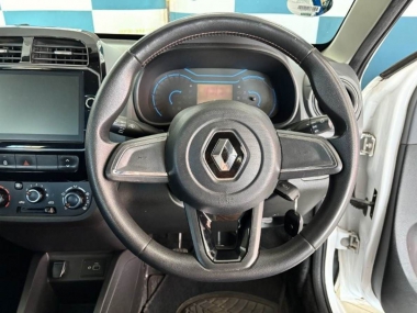 17409RenaultKwidExpression010-th.jpg