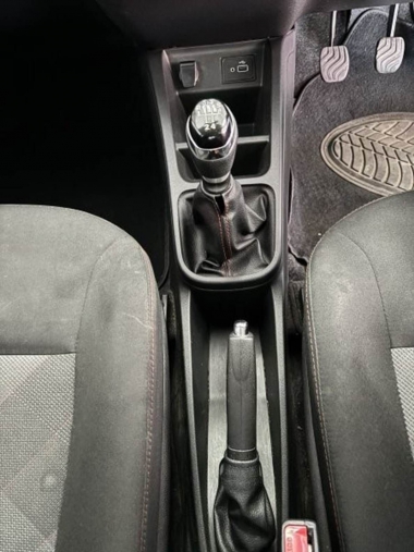 17409RenaultKwidExpression012-th.jpg