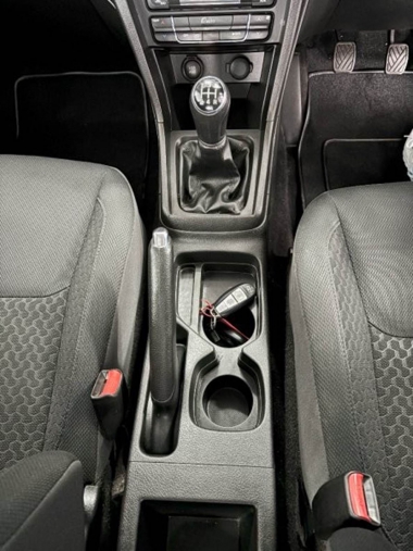 17412ToyotaUrbanCruiser012-th.jpg
