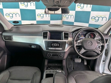 17414MercedesBenzBlueEfficiency009-th.jpg