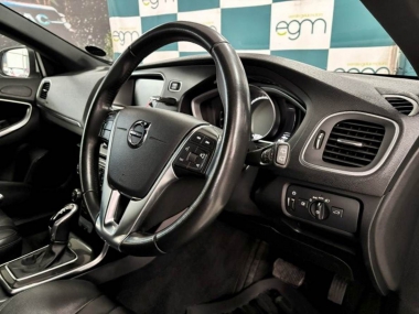 17419VolvoMomentumGeartonic010-th.jpg