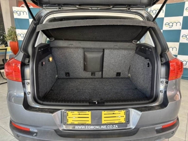 17425VWTiguanBlueMotion020-th.jpg