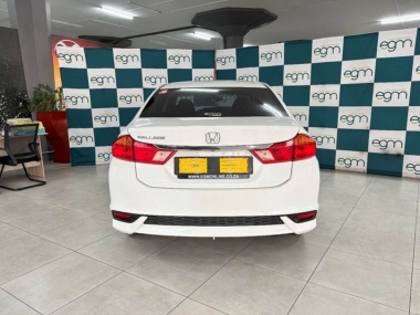 17427HondaBalladeTrend016-th.jpg