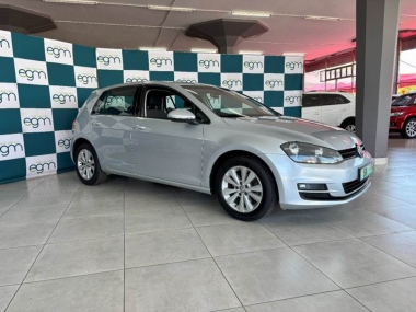 17428VWGolf001-1-th.jpg
