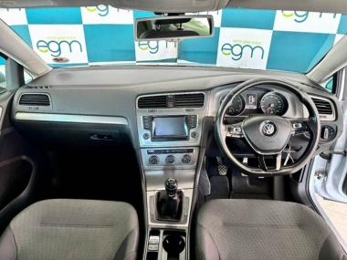 17428VWGolf008-th.jpg