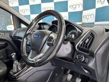 17430FordBMaxEcoboost010-th.jpg