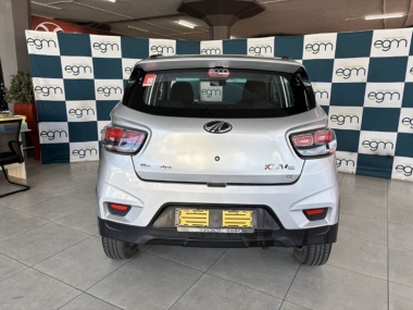 17437MahindraKUV015-th.jpg