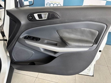17447FordEcoSport005-th.jpg