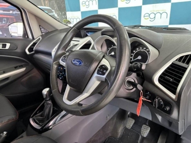 17447FordEcoSport009-th.jpg