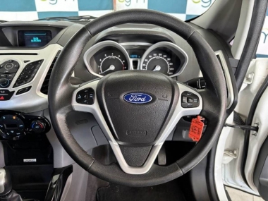 17447FordEcoSport010-th.jpg