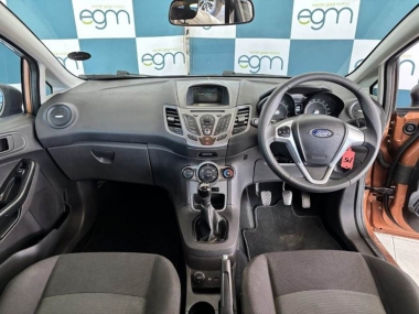 17453FordFiestaAmbiente007-th.jpg