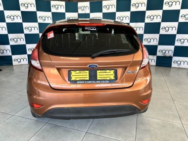 17453FordFiestaAmbiente015-th.jpg