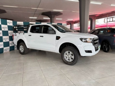 2018 Ford Ranger VIII 2.2 TDCi HP XL HR Double Cab 4X4 - ABS,AIRCON,ELECTRIC WINDOWS,TOWBAR,AIRBAGS,ALARM,FULL-SERVICE RECORD,RADIO,BLUETOOTH,USB,AUX. Finance available, Trade-ins welcome, Delivery country wide, T&C'S apply!!!