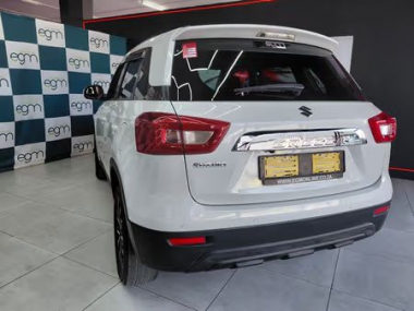 17461SuzukiVitaraBrezza009-th.jpg