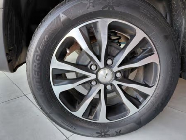 17461SuzukiVitaraBrezza011-th.jpg