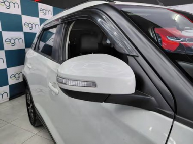 17461SuzukiVitaraBrezza013-th.jpg