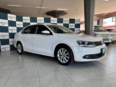 2012 Volkswagen (VW) Jetta 6 1.6 TDi Comfortline  - ABS,AIRCON,ELECTRIC WINDOWS,AIRBAGS,ALARM,FULL-SERVICE RECORD,RADIO,AUX,CD. Finance available, Trade-ins welcome, Delivery country wide, T&C'S apply!!!