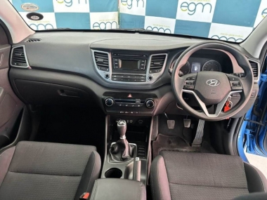 17470HyundaiTucson008-th.jpg