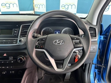 17470HyundaiTucson010-th.jpg